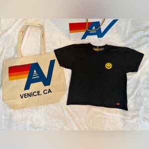 NWT - Aviator Nation Smiley Boyfriend Tee  Small and Tote